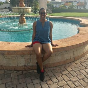 Meet your Posher, Nikki